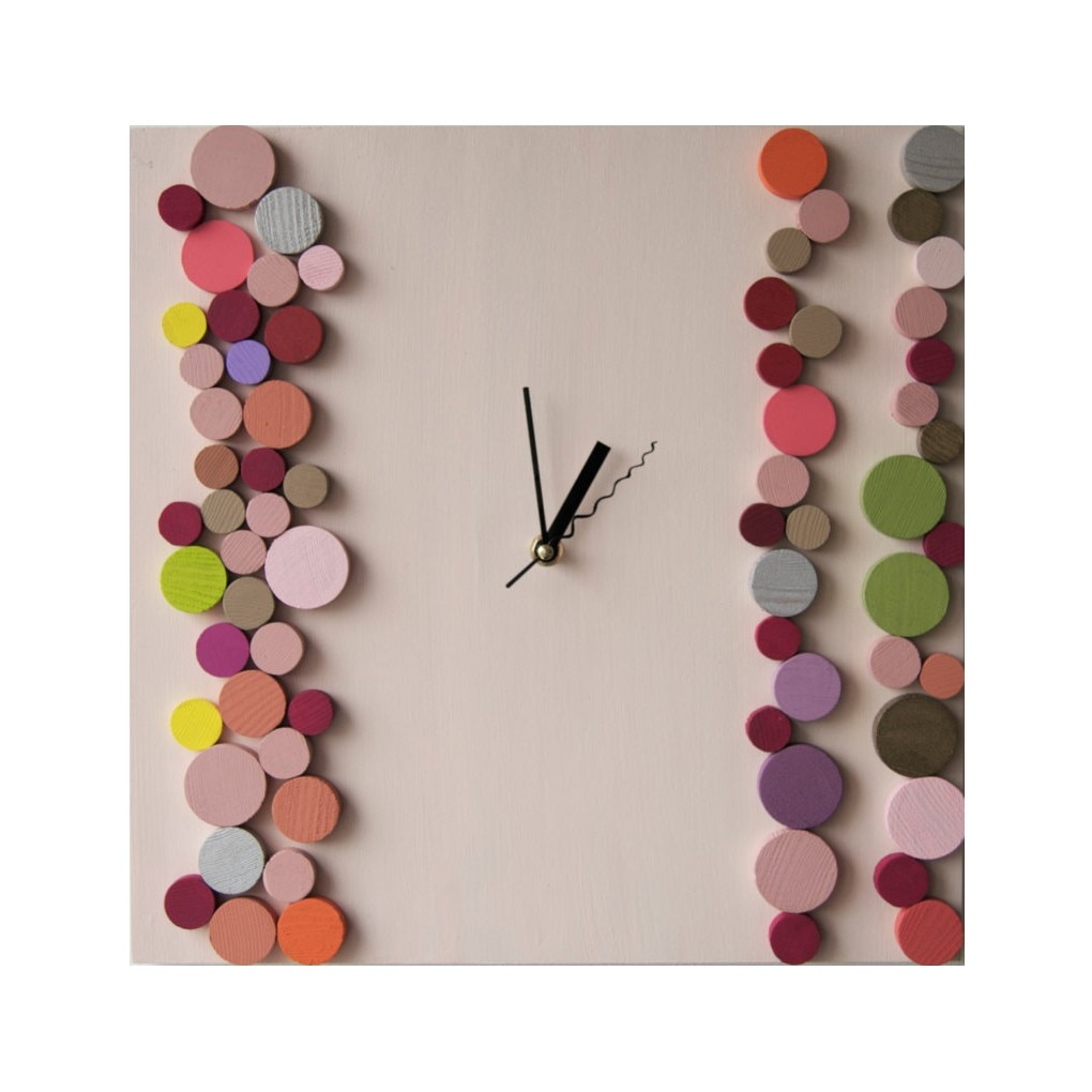 Ceas de perete pastel