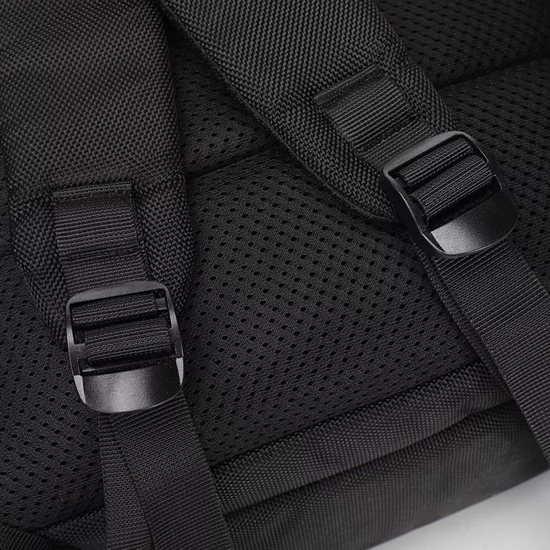 Rucsac laptop 15.6", smart business, impermeabil, cu port de incarcare USB si jack audio, Escalate, 43x30x16 cm, Negru