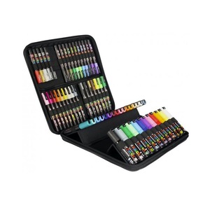 Creioane colorate si carioci