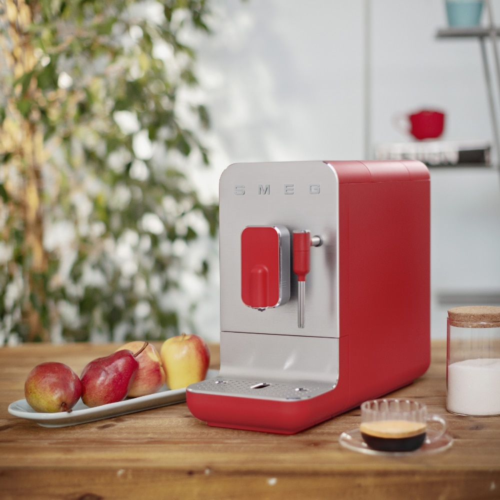 Автоматична еспресо кафемашина Smeg BCC02RDMEU, 50's Style, 1350 W, 19 ...