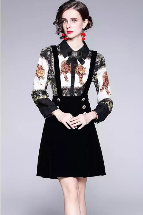 Női ruha, leopárdmintás, Sukman típusú