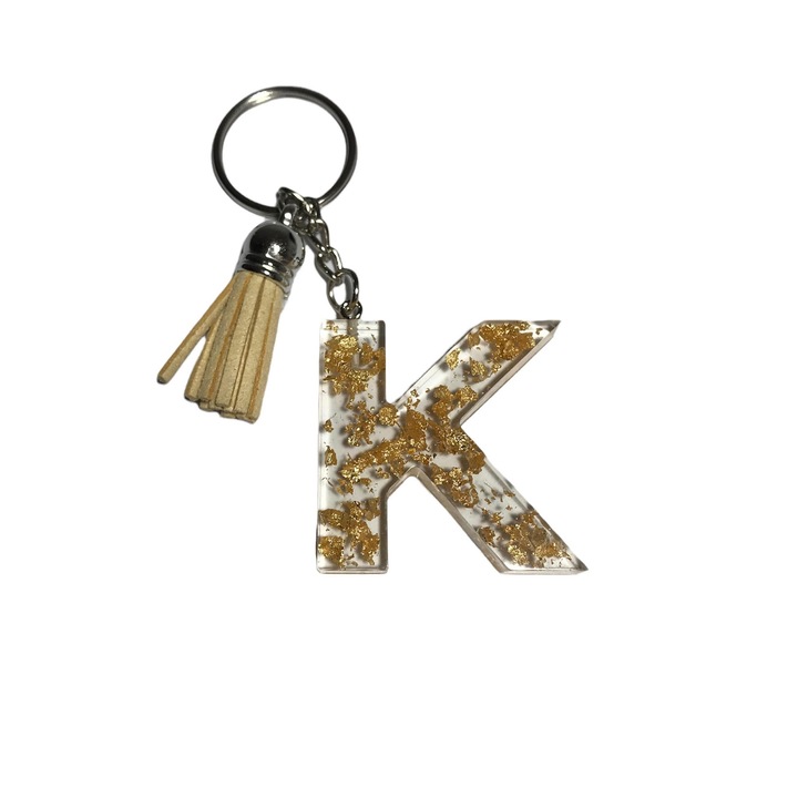 Breloc Gentelo cu initiala K, Handmade din rasina epoxidica galben crystal, 4 cm