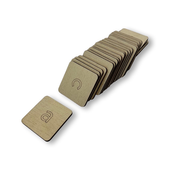 Ábécés játékkészlet, fa tányérok Montesorri betűkkel