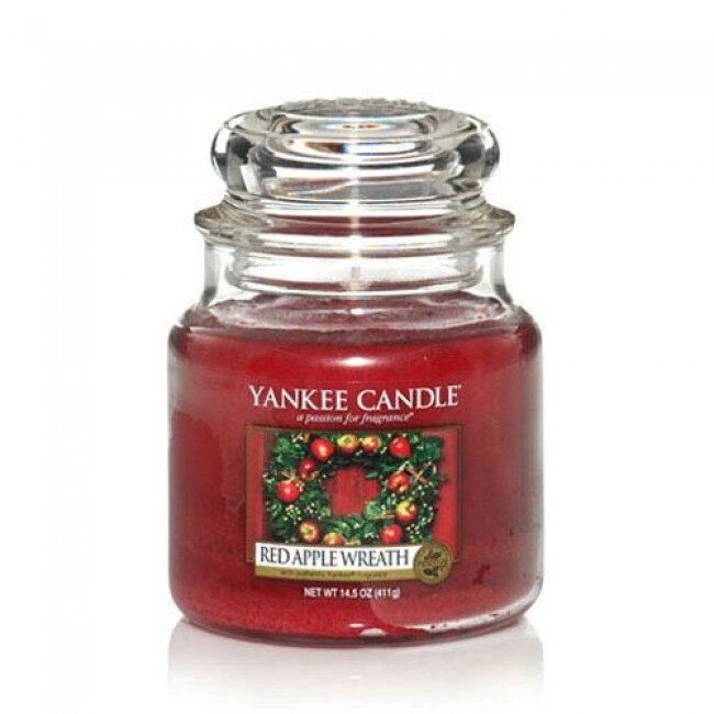 Lumanare Parfumata Borcan Mediu Red Apple Wreath, Yankee Candle