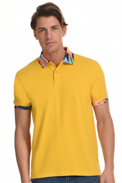 Tricou de barbati polo, Galben