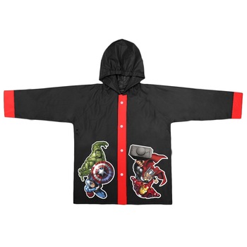 Pelerina impermeabila copii - Avengers 6 ani Pelerina impermeabila copii - Avengers 6 ani