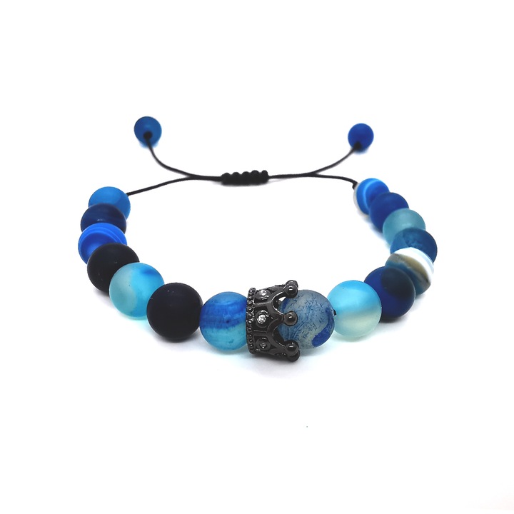 Bratara reglabila din agat albastru cu pandantiv coroana neagra