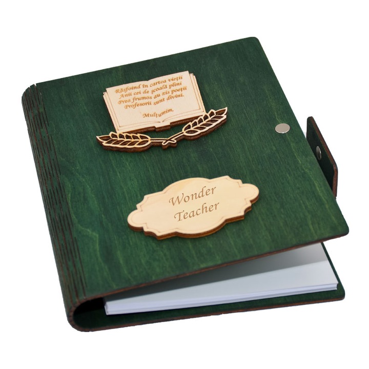 Agenda A5 din lemn personalizata, Verde, Piksel, Absolvire, Profesori, Invatatori, 100 pagini si pix din lemn inclus