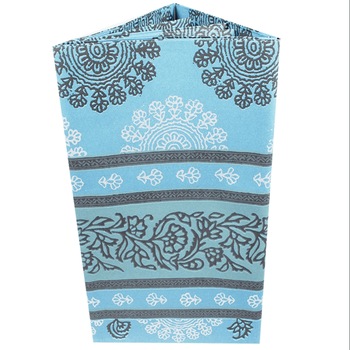 Fata de masa cu utilizare limitata, imprimeu floral, turcoaz, 138 x 220 cm, fata de masa Craciun, Duni Fata de masa cu utilizare limitata, imprimeu floral, turcoaz, 138 x 220 cm, fata de masa Craciun, Duni