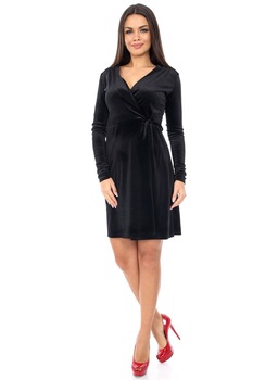Rochie neagra, ROH, petrecuta cu snur Rochie neagra, ROH, petrecuta cu snur