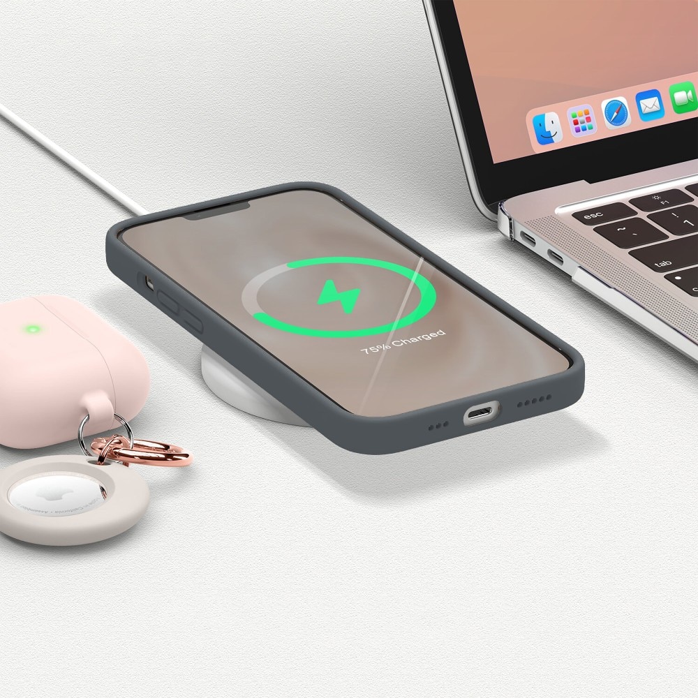 Husa CASEY STUDIOS™ pentru Apple iPhone 13, Soft Silicone Premium, Microfibra in Interior, Dark Gray, de Protectie, Ultra Slim, pentru Incarcare Wireless, Margini Ridicate pentru Protectia Ecranului si a Camerelor