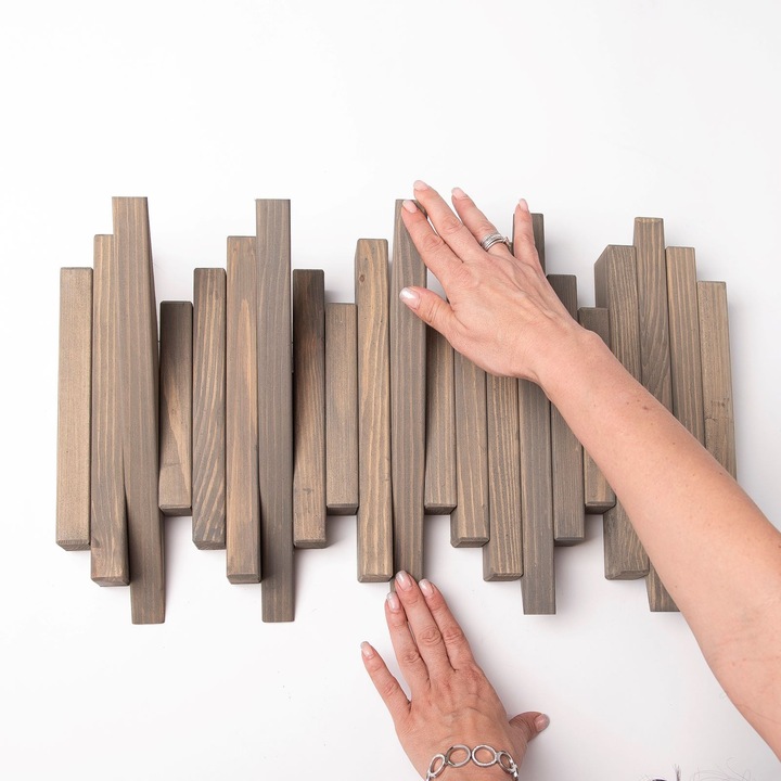 Cuier de perete din lemn cu 5 carlige, 52 x 30cm, realizat manual, rezistent la intemperii, organizator multifunctional pentru haine si genti, interior/exterior, Gri