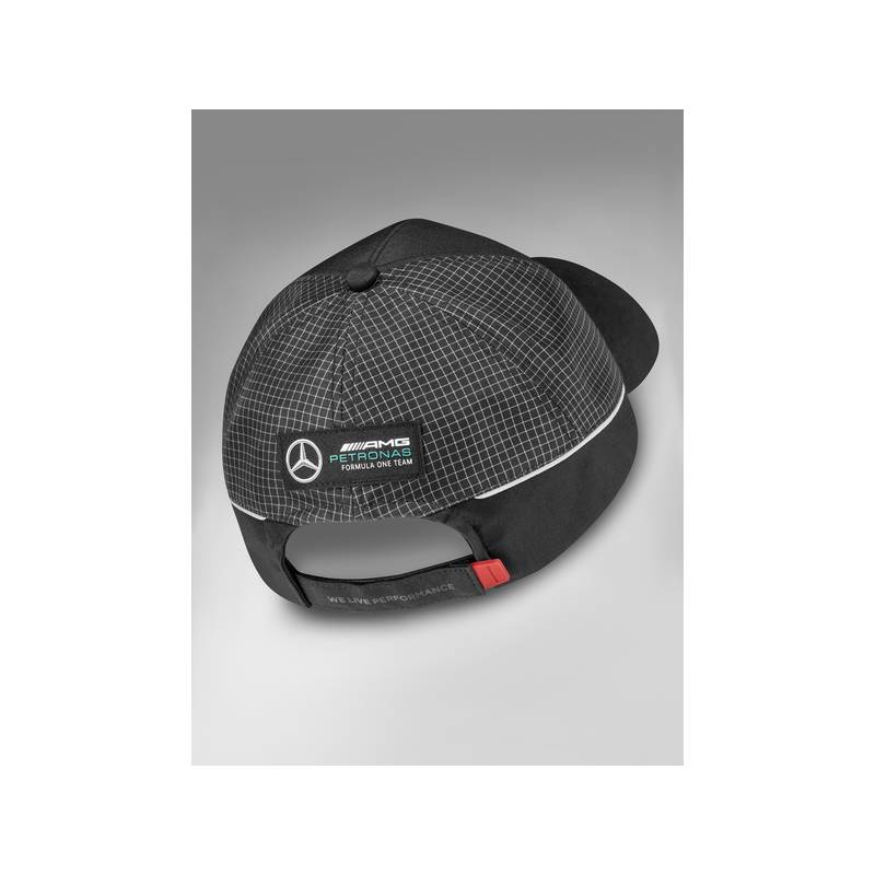 Sapca Mercedes AMG Petronas Formula One Team, Sezon 2022, Negru - eMAG.ro