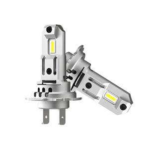 Becuri si sigurante auto