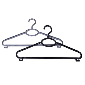 Umerase pentru haine si suporturi