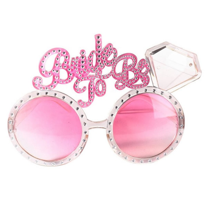 Ochelari, Bride to be