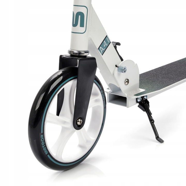 Trotineta, Meteor Urban A4, Material, Aluminiu, Rulmenti, Abec-7, Greutatea Maxima A Utilizatorului, 90 Kg, Frana, Pe Roata Din Spate, Dimensiuni, 82 cm x 33 cm x 12 cm, Alb-Verde