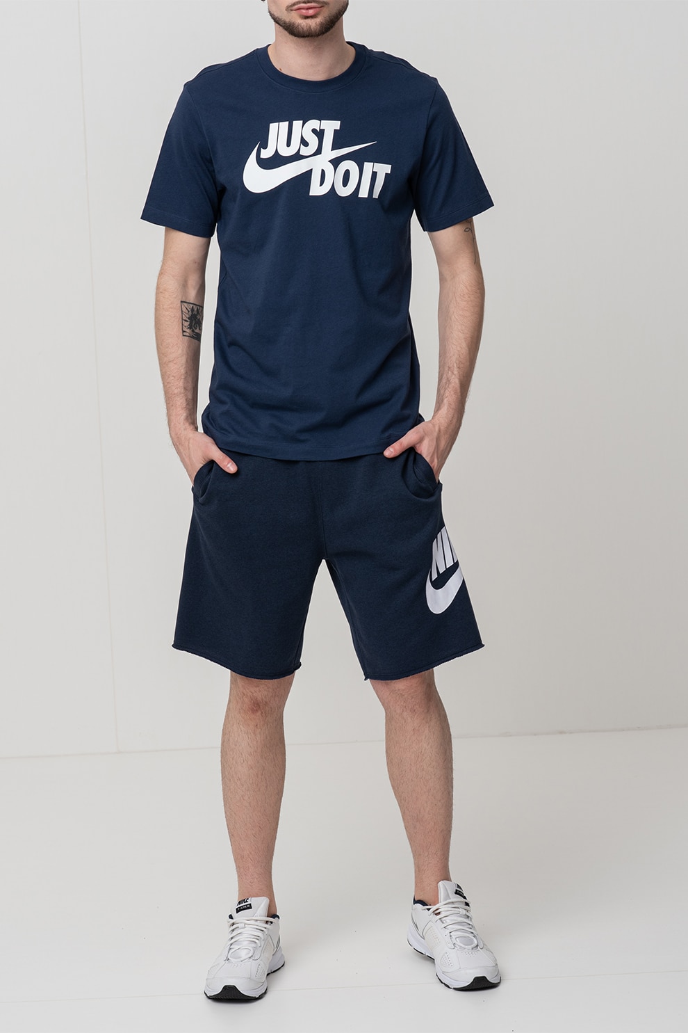Nike, Tricou de bumbac cu imprimeu logo si text Swoosh, Alb, Bleumarin, L