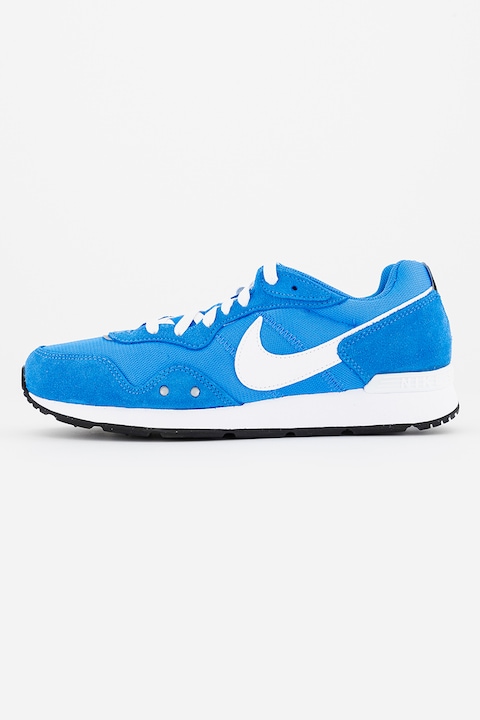 Nike, Спортни обувки Venture Runner с велур, Светло синьо
