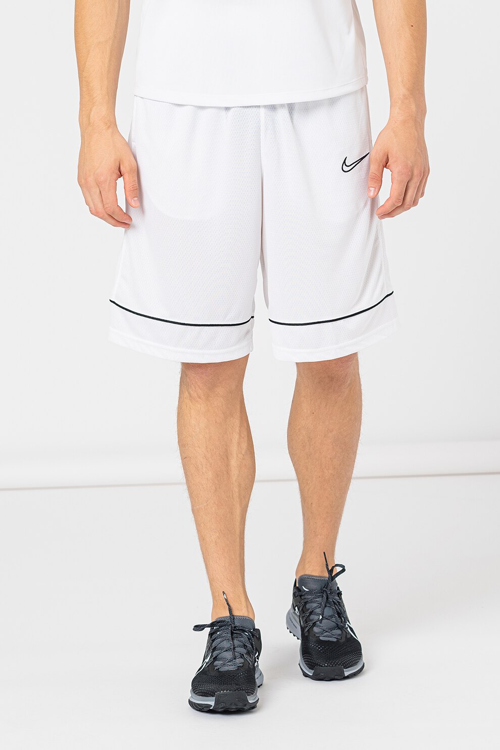 Nike Баскетболни шорти с Dri Fit и джобове встрани Бял L Emagbg 