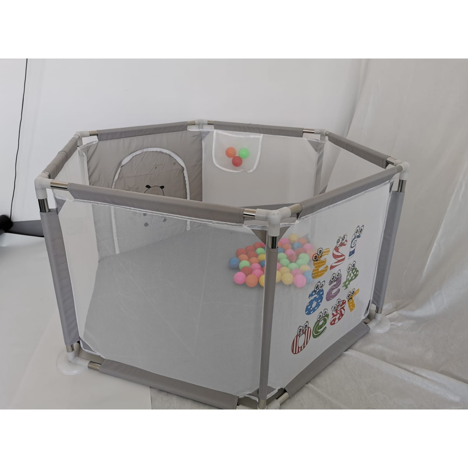 Babák járóka 30 golyóval, Szürke mintával - eMAG.hu