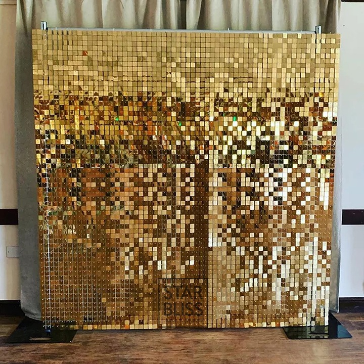 Пайетена стена, 2.10m/2.10m, Златист