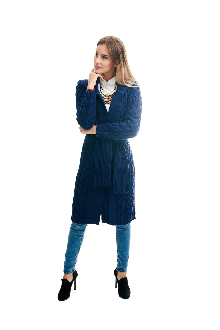 Pardesiu, Carmen Grigoriu, Cable, Albastru