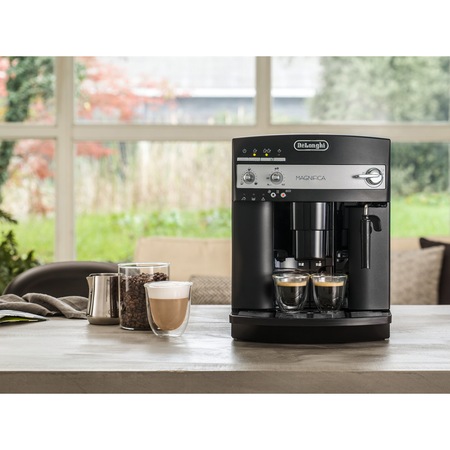 Espressor automat De'Longhi Magnifica ESAM3000B, 1450W, 15 bar, 1.8 l, Negru