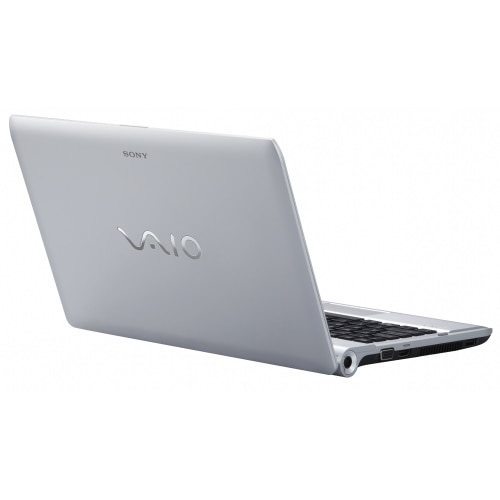 Laptop Sony Vaio VPCYB3V1E/S cu procesor AMD Dual-Core E-450 1.65