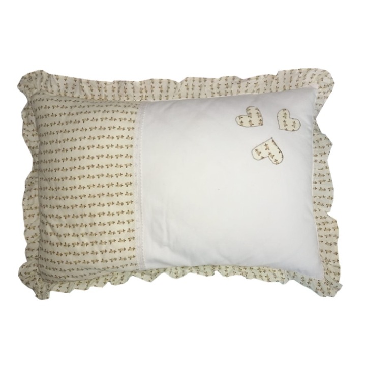 Fata perna 40 x 60 cm, Casa bucuriei, model Inimioare, crem / maro, bumbac natural 100%