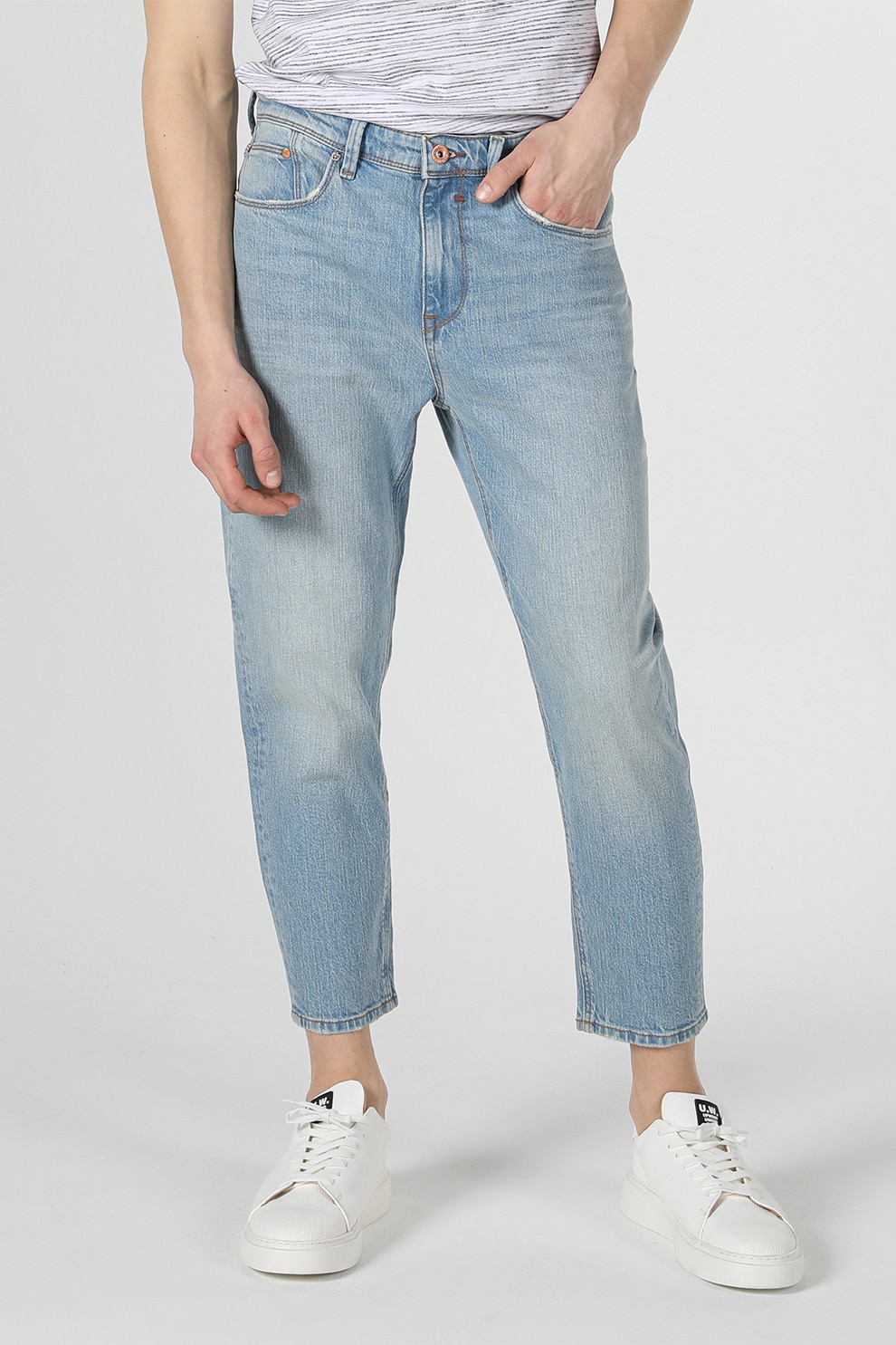 COLIN'S, Blugi crop cu croiala conica Lucas, Albastru deschis, W27-L30