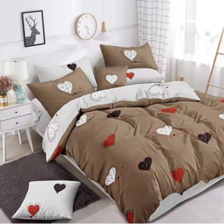Lenjerie de pat Inima geometrica maro 7 piese, 200x200