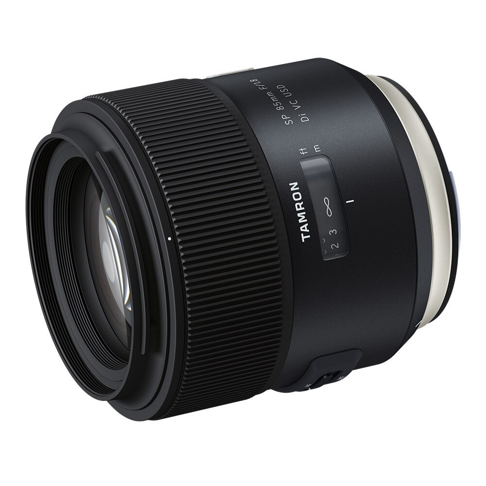 タムロン AFF016C700 SP 85mm F/1.8 Di VC USD Tamron AFF016C700 SP 85mm F/1.8 Di VC USD Lens (Black