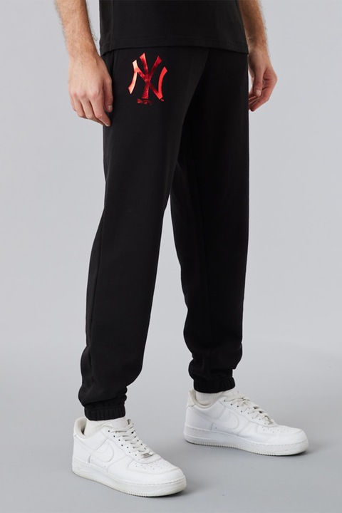 New Era, Pantaloni sport cu logo metalizat New York Yankees MLB Foil, Rosu/Negru