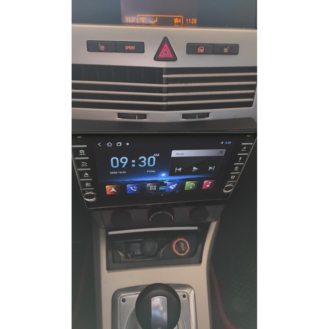 tomzz Audio 2439-128 Set di cornici radio doppio DIN compatibile con Opel Antara Astra H Zafira B Corsa D Tigra argento chiaro con kit di installazione tomzz Audio 2439-128 Set di cornici radio doppio DIN compatibile con Opel Antara Astra H Zafira B Corsa D Tigra argento chiaro con kit di installazione