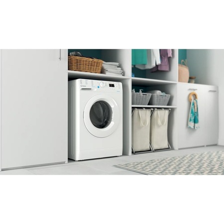 Masina de spalat rufe slim Indesit INNEX BWSA61251WEEN, 6 kg, 1200 rpm, Clasa F, Push&Go, Motor Universal, Display LED+, Alb