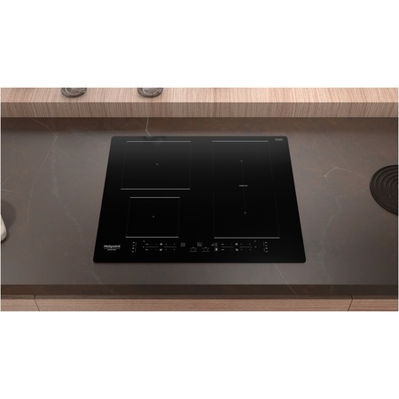 Plita incorporabila Hotpoint HB4860BNE, Inductie, 4 zone de gatire, 4 zone booster, Timer, Blocare acces copii, Power Management, Indicator incalzire reziduala, 60 cm, Negru