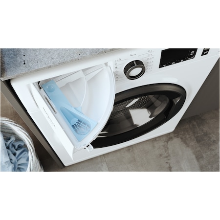 Masina de spalat rufe Hotpoint Natis NM11846WSAEUN, 8 kg, 1400 rpm, Clasa A, Steam Refresh, Steam Hygiene, Motor Inverter, Display Digital, Alb/Silver