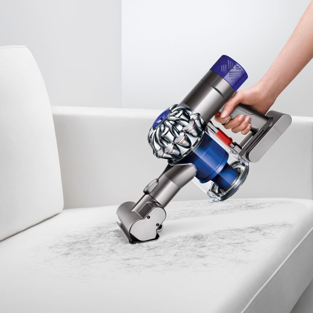 Aspirator portabil fara sac Dyson V6 Fluffy - eMAG.ro