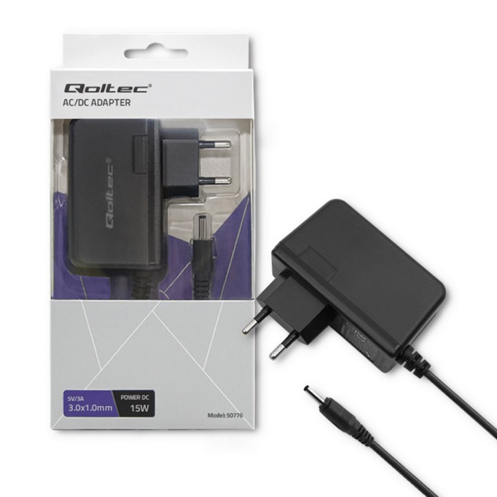 Qoltec 15W | 5V | 3A | 3.0*1.0 dugaszolható hálózati adapter