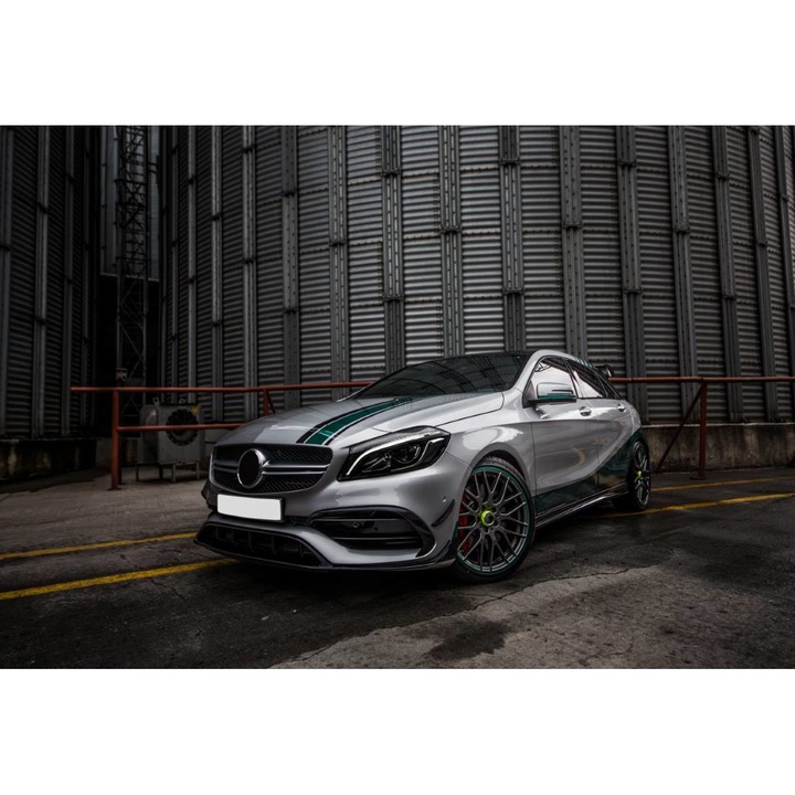 Öntapadó PVC tapéta - Versenyautó városi dekorációban, 100 x 150 cm