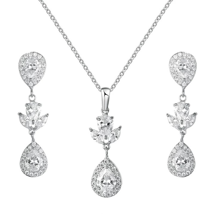 Set bijuterii Amanda argintiu, cercei si lantisor cu pandantiv asortat, cristale de Zirconiu, crystal, Madamme Bijoux