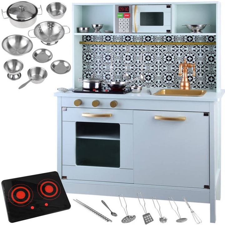 Кухня от дърво в цвят мента с черно-бяла мозайка, метални аксесоари, микровълнова печка, индукционен котлон, фурна, мивка със звукови и светлинни ефекти