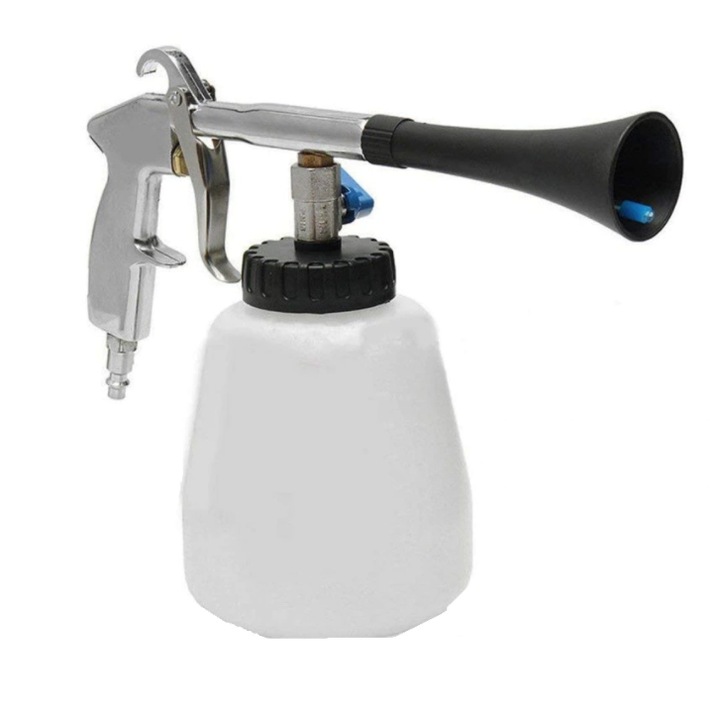 Устройство Tornador с налягане за почистване на интериора на автомобила