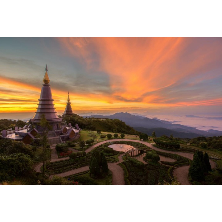 Öntapadó PVC tapéta - Sunset over the Garden, 100 x 150 cm