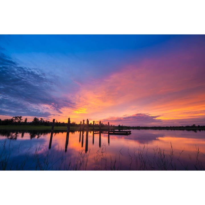 PVC öntapadó tapéta - Színes ég és tenger napkelte előtt, 100 x 150 cm