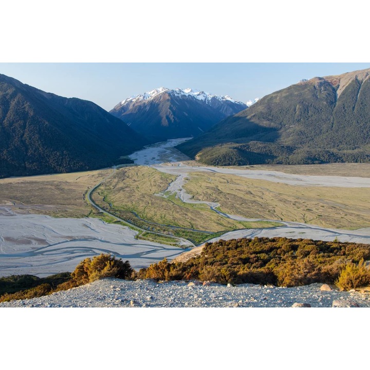 PVC öntapadó tapéta - Road Through the Mountains of New Zealand, 100 x 150 cm