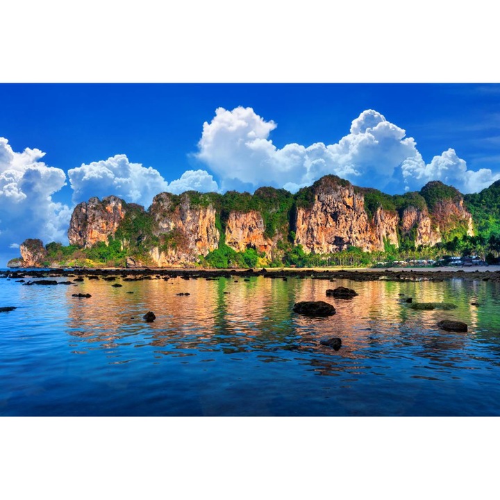 PVC öntapadó tapéta - Water Reflection on the Beach Thaiföldön, 100 x 150 cm