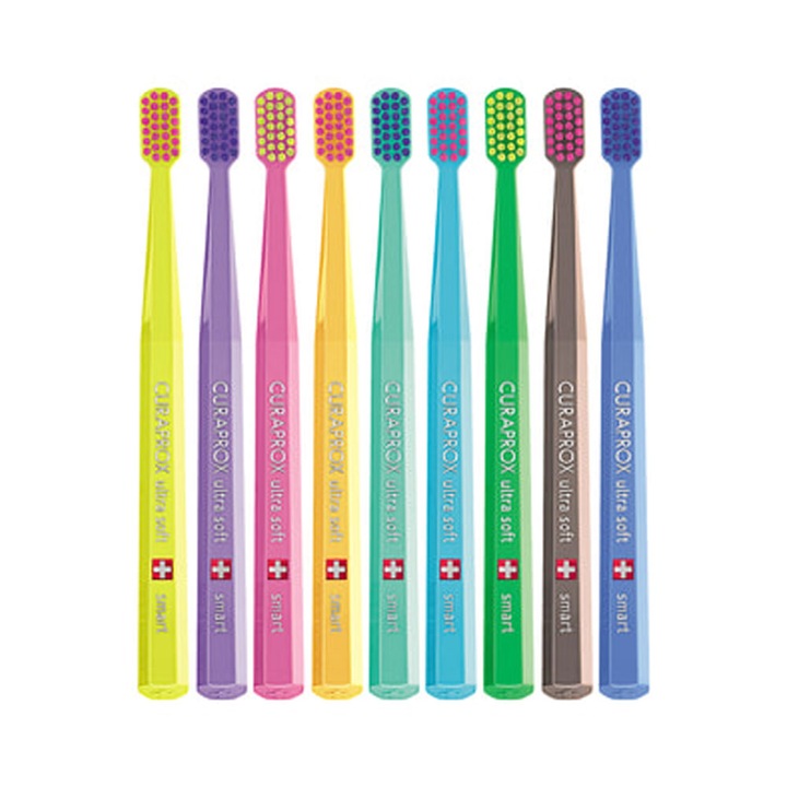 Periute de dinti clasice, Curaprox, Multicolor 1buc