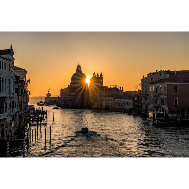 Öntapadó PVC tapéta - Nap a velencei csatornákon, 100 x 150 cm